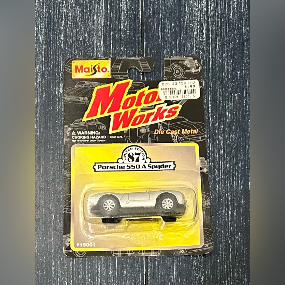 Vintage Maisto Porsche 550 Spyder Die Cast Car